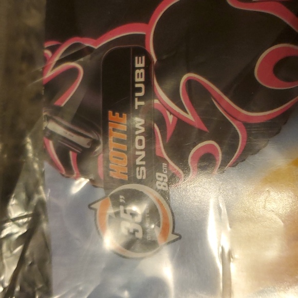 35" Hottie Snow Tube New in Package - Picture 2 of 7